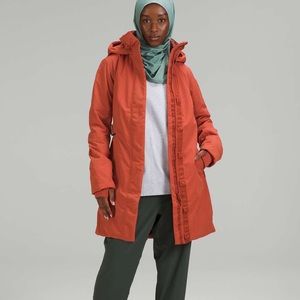 Lululemon Apres It All insulated jacket/ Red rock size 6